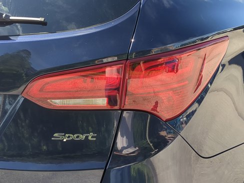 Used 2018 Hyundai Santa Fe Sport w/ 2.4L Tech Package 04 image 58