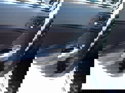 Used 2017 Subaru Crosstrek 2.0i Premium w/ Moonroof Package image 21