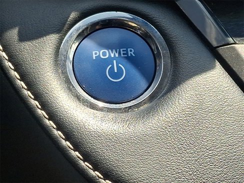 Used 2018 Toyota RAV4 XLE image 23