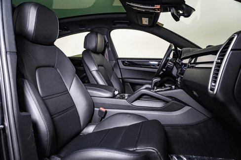 Certified 2022 Porsche Cayenne Coupe image 15