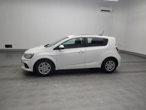 Used 2020 Chevrolet Sonic LT image 2