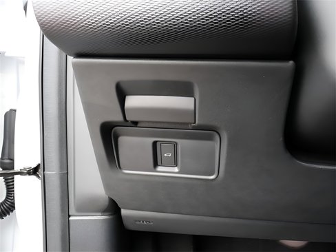 New 2025 Land Rover Discovery Sport Dynamic SE image 42