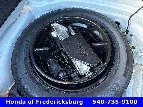 Used 2011 Mercedes-Benz C 300 Sport image 38