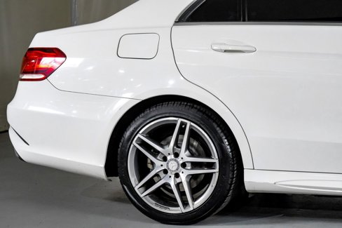 Used 2015 Mercedes-Benz E 350 Sedan image 6