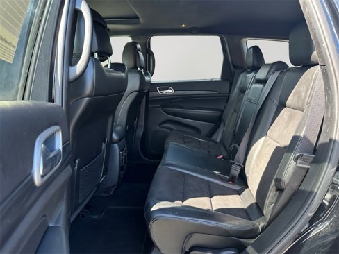 Used 2020 Jeep Grand Cherokee Altitude image 15