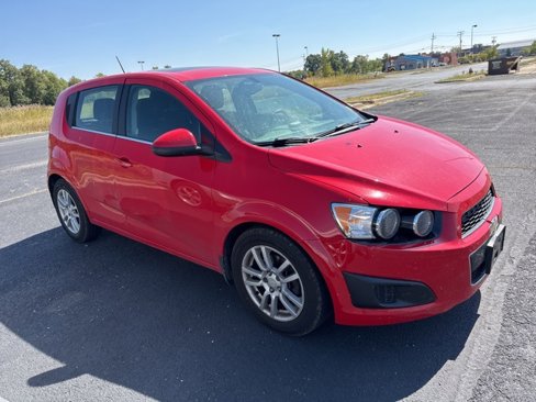 Used 2016 Chevrolet Sonic LT w/ Fun and Sun Package image 3