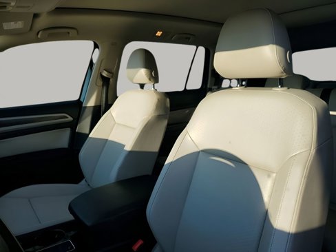 Used 2018 Volkswagen Atlas SEL w/ R-Line Package image 30