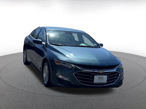 Used 2024 Chevrolet Malibu LT image 3