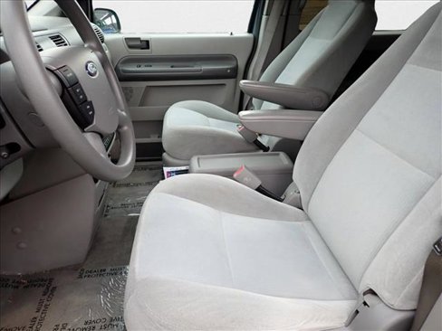 Used 2005 Ford Freestar SES image 11