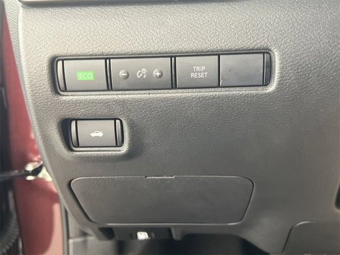 Certified 2024 Nissan Sentra SV image 18