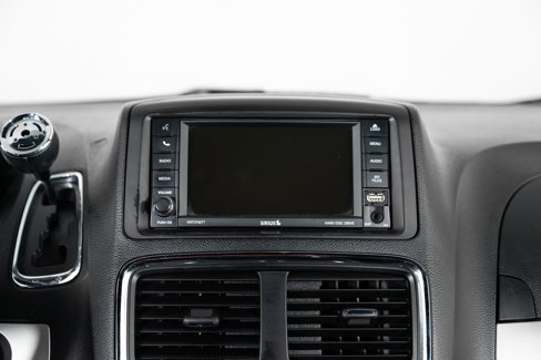 Used 2014 Dodge Grand Caravan R/T w/ Driver Convenience Group image 37