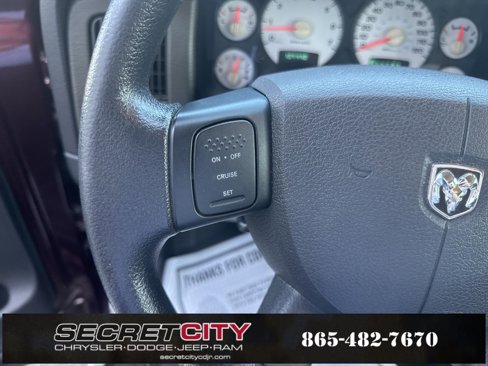 Used 2004 Dodge Ram 1500 Truck SLT image 32