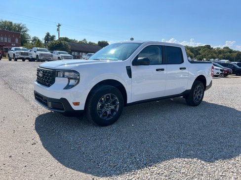 New 2025 Ford Maverick XLT image 4