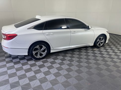 Used 2019 Honda Accord EX image 7