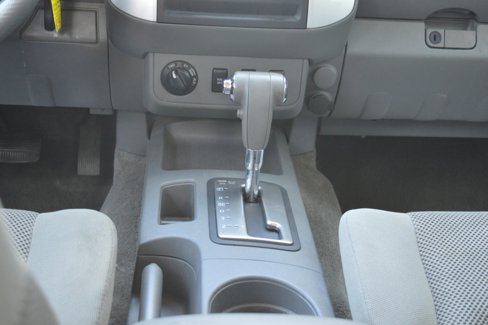 Used 2010 Nissan Frontier SE image 34