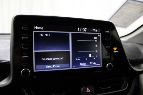 Used 2020 Toyota C-HR LE image 16