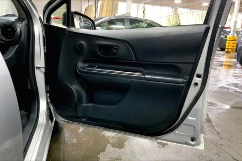 Used 2015 Toyota Prius C One image 22