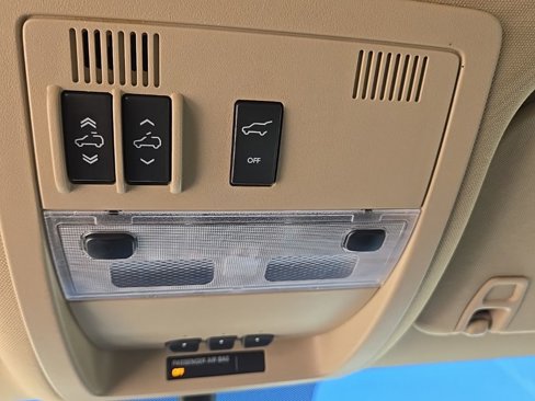 Used 2012 Cadillac Escalade ESV Luxury image 22