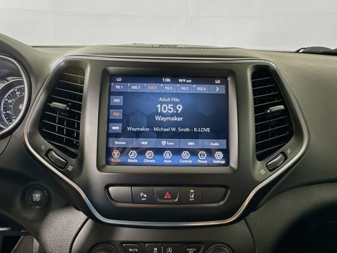 Used 2021 Jeep Cherokee Latitude Lux w/ Comfort/Convenience Group image 14
