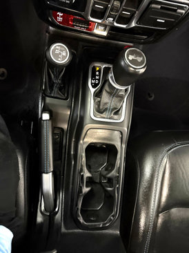 Used 2022 Jeep Wrangler Unlimited Rubicon 4xe w/ Cold Weather Group image 25