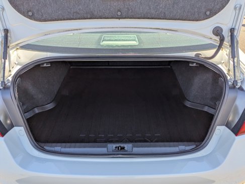 Used 2015 Subaru Legacy 2.5i image 24