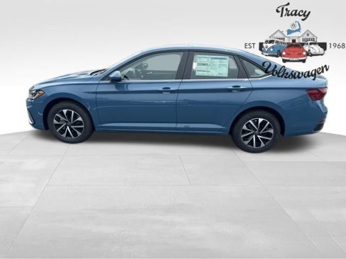 New 2025 Volkswagen Jetta S image 4