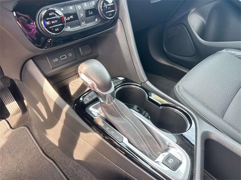 Used 2022 Buick Encore GX Select w/ Sport Touring Package image 32