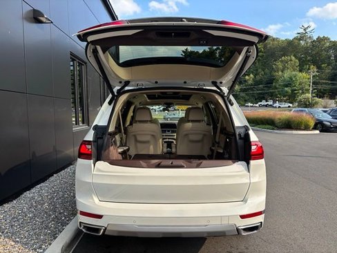 Used 2019 BMW X7 xDrive40i w/ Cold Weather Package image 58