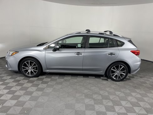Used 2017 Subaru Impreza 2.0i Limited image 7