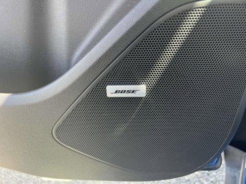Used 2022 Chevrolet Bolt EUV Premier w/ Sun & Sound Package image 18