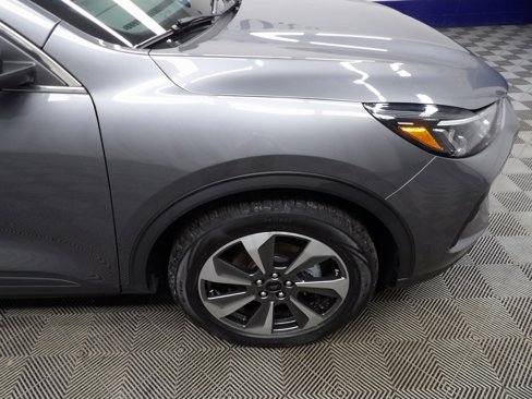 Used 2024 Ford Escape Platinum image 36