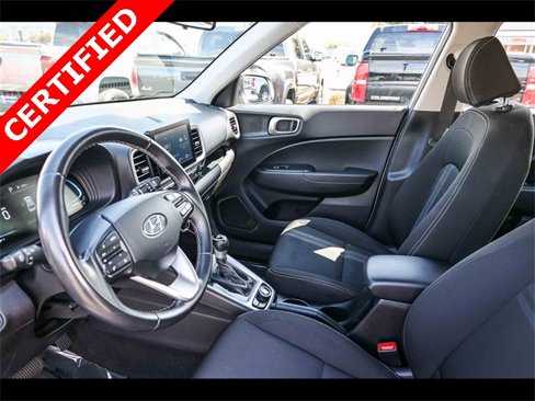 Certified 2023 Hyundai Venue SEL image 19