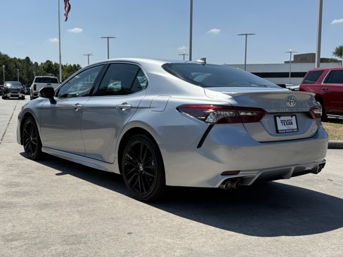 Used 2023 Toyota Camry XSE image 7