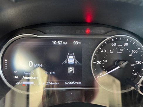 Used 2021 Nissan Versa SV image 17
