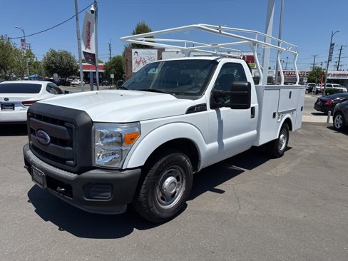 Used 2014 Ford F250 XL w/ XL Value Package image 2