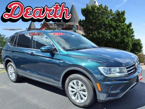 Used 2019 Volkswagen Tiguan SE image 1
