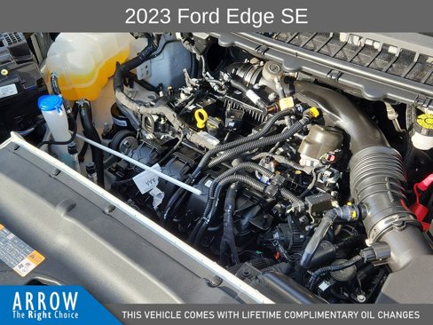 Used 2023 Ford Edge SE image 15