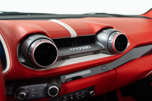 Used 2021 Ferrari 812 GTS image 25