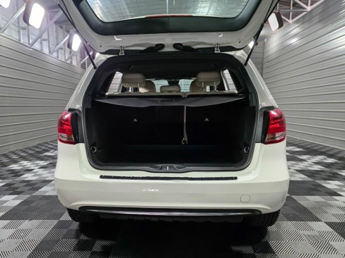 Used 2017 Mercedes-Benz B 250e image 37
