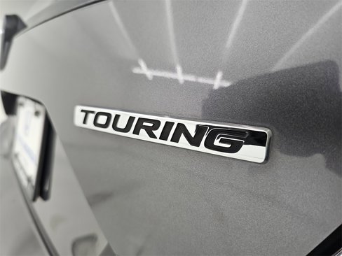 Used 2018 Honda Civic Touring image 40