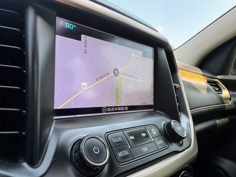 Used 2017 GMC Acadia Denali w/ Technology Package image 19