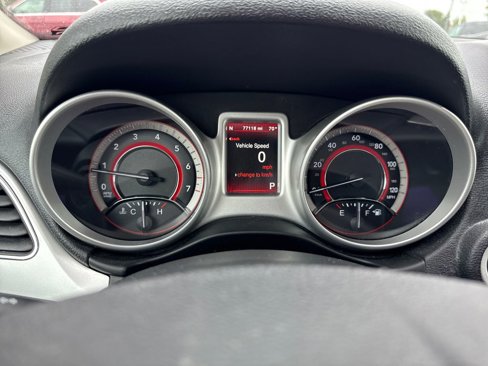 Used 2018 Dodge Journey GT image 16