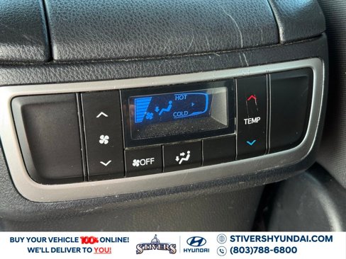 Used 2017 Toyota Highlander LE image 22