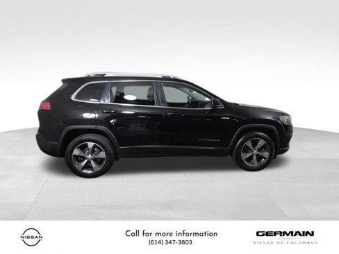 Used 2019 Jeep Cherokee Limited w/ Technology Group image 4