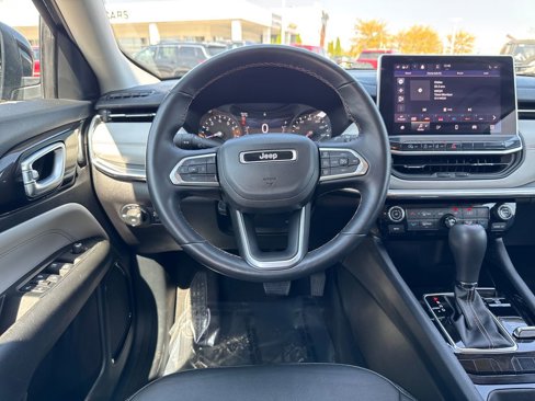 Certified 2022 Jeep Compass Limited image 15