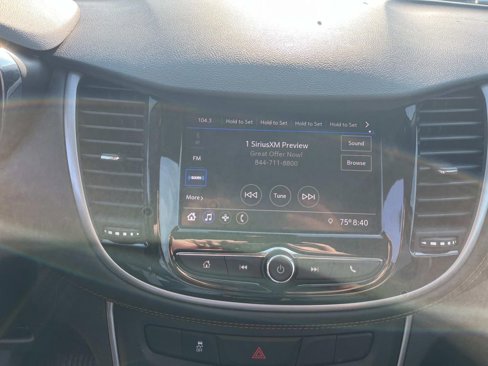 Used 2020 Chevrolet Trax LT image 22