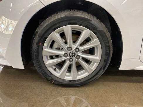 New 2025 Toyota Corolla LE image 10