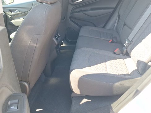 Used 2022 Chevrolet Equinox LT image 17