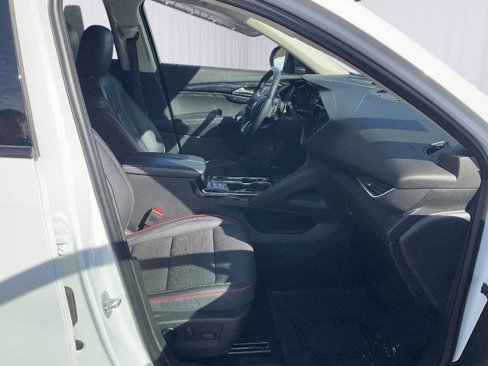 Used 2022 Buick Envision Essence w/ Technology Package I image 25