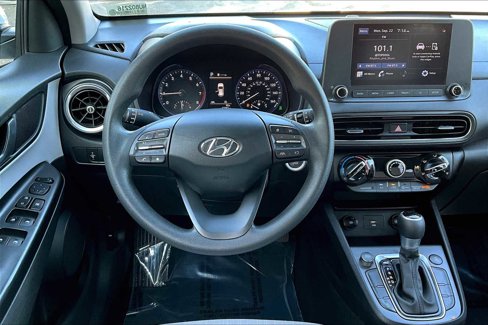 Used 2022 Hyundai Kona SEL image 5